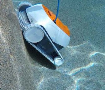 Maytronics Dolphin™ Echo Robotic Pool Cleaner